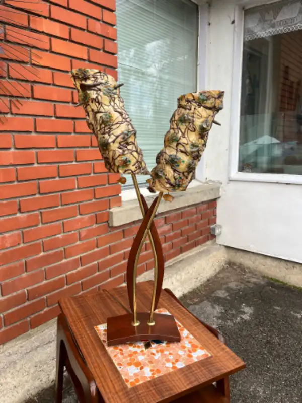 Pair of matching Majestic style MCM Lamps 1960 Vintage in Indoor Lighting & Fans in West Island - Image 9