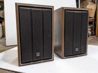 Sony SS-310 bookshelf Speakers