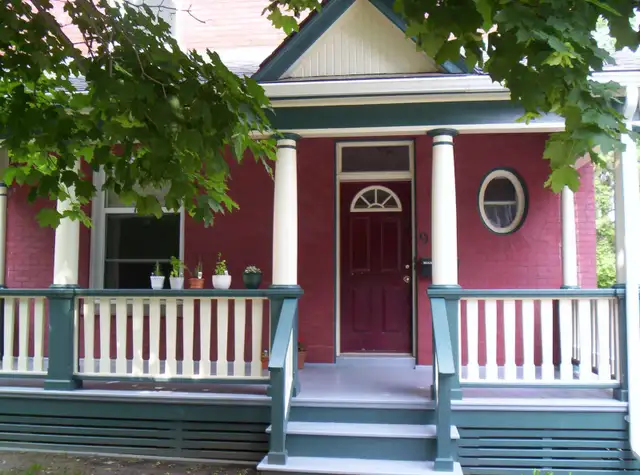 $2950/3br-1200ft² - Sandy Hill - Great unit in a well maintained