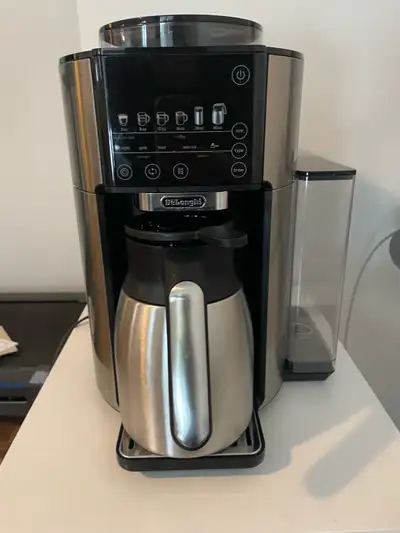 De’Longhi Coffee Machine, View more