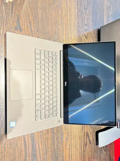 Dell XPS 15 7590 4K, View more
