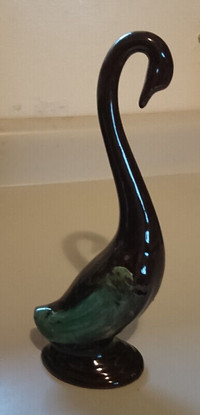 Vintage Blue Mountain Pottery Swan 10" Tall
