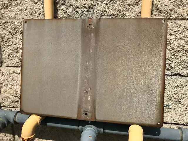 2  VINTAGE PORCELAIN SIGNS - PRIVATE PROPERTY NO TRESPASSING - in Arts & Collectibles in Mississauga / Peel Region - Image 4