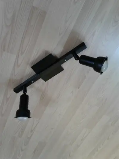 Rail d'éclairage à deux lumières, noir, View more