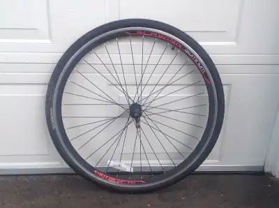 VÉLO ROUE PNEU AVANT SCHWINN 700X38  FRONT BIKE WHEEL ALUMINUM, View more