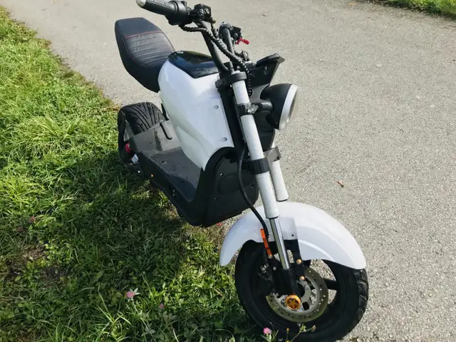 electric  e motorcycle in Other in Delta/Surrey/Langley - Image 4