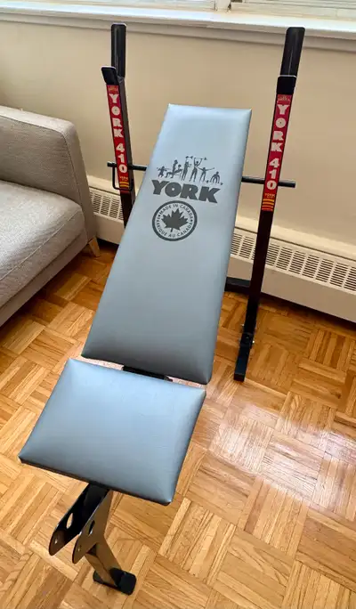 York 410 Weight Bench, View more