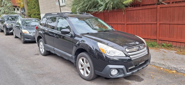 Subaru outback 2.5 Touring 2013 AWD dans Autos et camions  à Ville de Montréal - Image 3