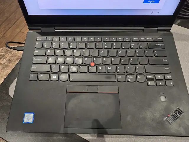 Lenovo ThinkPad X1 Yoga gen 3 in Laptops in Ottawa - Image 3