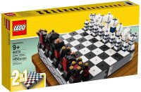 LEGO Iconic Chess Set Set # 40174 Brand new - Factory Sealed