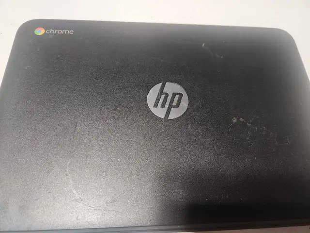 hp 11" chrome book  in Laptops in Edmonton - Image 7