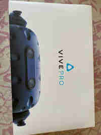 Vive Pro vr headset 