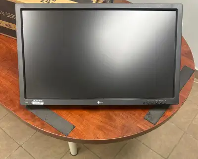 Brand New Comes with box and accessories Comes with warranty W x D x H (With Stand) 22.5 x 10.2 x 15...