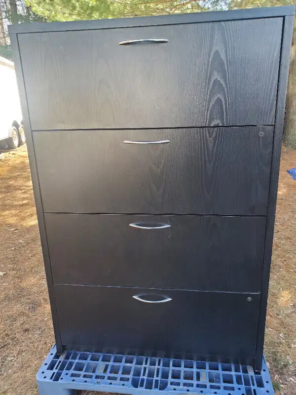 Solid Wood, Strong 4 Drawer Lateral Fiellng Cabinet With 2 Keys in Bookcases & Shelving Units in Windsor Region - Image 2