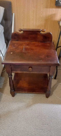 Side Table (vintage style) Wood