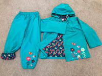 4/6 yo spring-summer-fall lined rain suit in Brand New condition