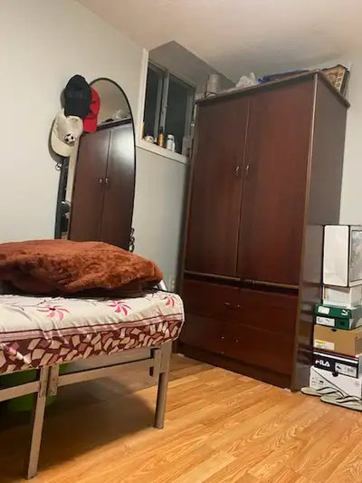 BASEMENT ROOM FOR RENT ———————————— Clean and Spacious 3 bedrooms 2 washrooms fully furnished legal...