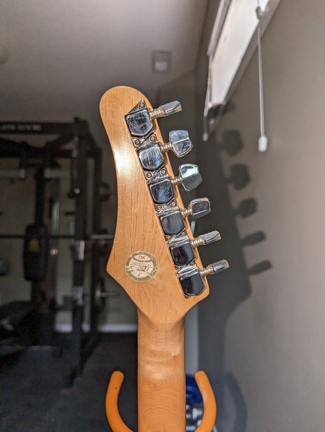 Early 90's Samick Guitars Barrie Kijiji