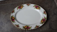 Royal Albert Old Country Roses 13 Inch Platter