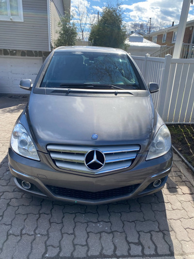 Mercedes B200 2010