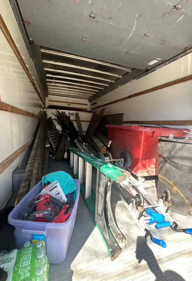 Junk Removal Services 446508458040381442