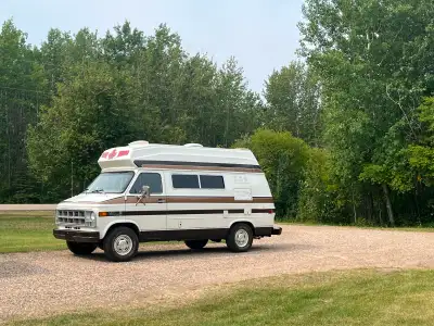 August long weekend is coming? Check out this piece of beautiful Canadiana history. Imagine yourself...