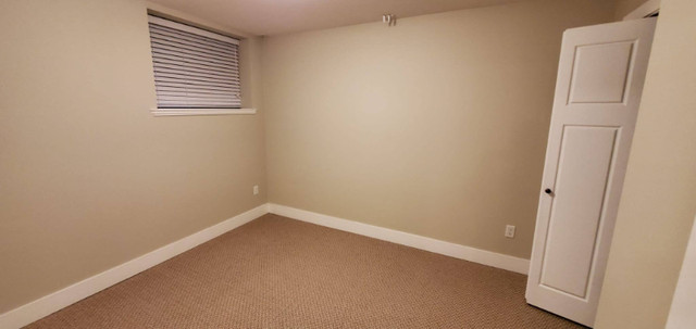 Private room for rent in 195 st, Surrey! Females only! in Room Rentals & Roommates in Delta/Surrey/Langley - Image 3