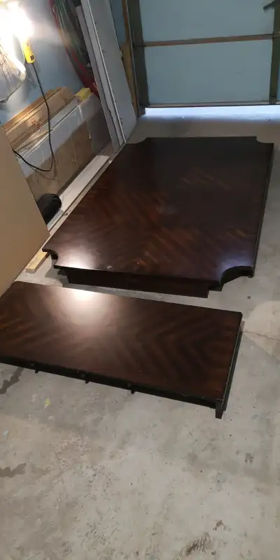 Extendable Dinning Table, View more