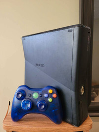 RHG3 Xbox 360 250GB with Controller and Power Supply 