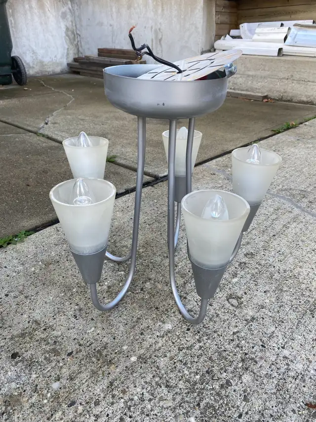 Used 5 Bulb Light Fixture Gray Works in Indoor Lighting & Fans in St. Albert - Image 3