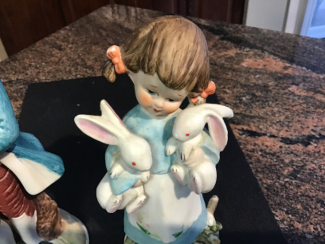 DELIGHTFUL FIGURINES in Arts & Collectibles in Ottawa - Image 3