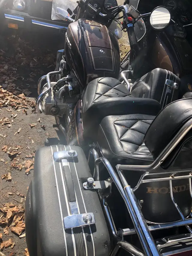 2 Honda 1100cc motorcycles in Street, Cruisers & Choppers in Belleville - Image 3