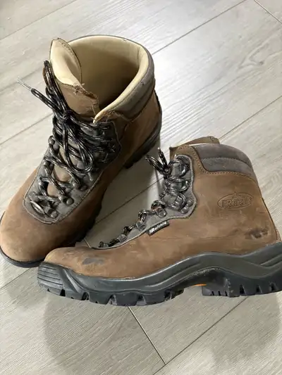 Women’s Raichle Hiking Boots, View more