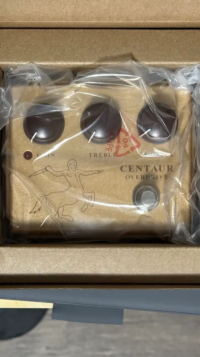 Behringer Centaur Overdrive Guitar Pedal in Amps & Pedals in Edmonton - Image 2