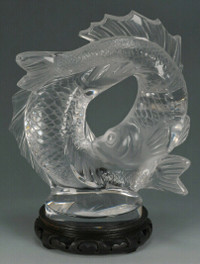 LALIQUE Frosted  Crystal  Sculpture