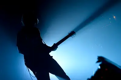 Guitariste expérimenté recherche musiciens pour jammer, View more