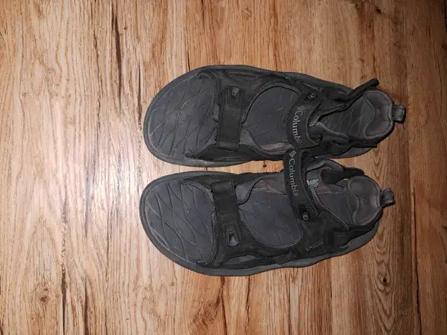 mens Columbia  sandals  ..size 12 in Men's Shoes in Belleville - Image 5