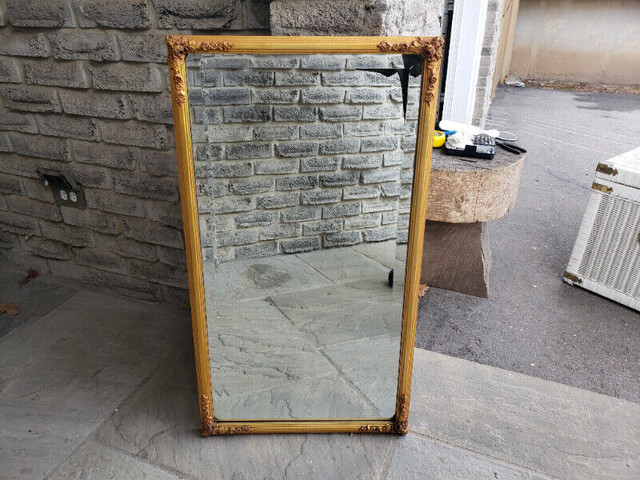 Bombay Antique Style Vanity Mirror in Home Décor & Accents in Oakville / Halton Region