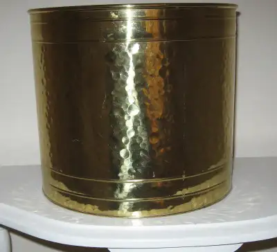 Brass Planter Pail 9 1/2 inches high, 10 1/2 inches diameter. Excellent condition, for large plant o...