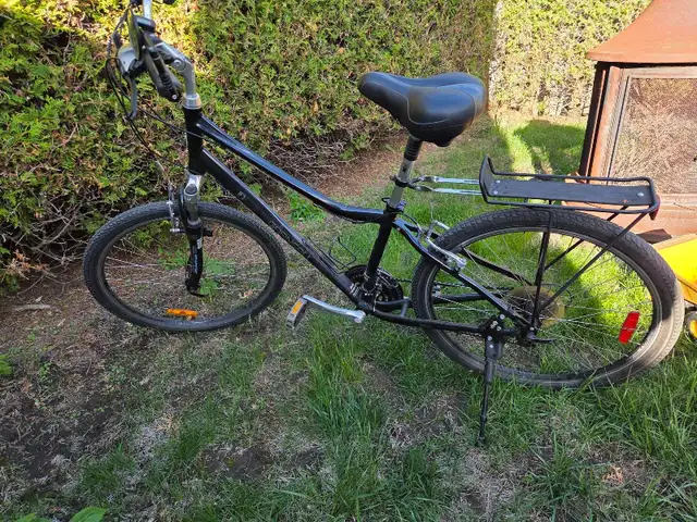 Vélo Louis Garneau in Cruiser, Commuter & Hybrid in Laval / North Shore - Image 6
