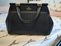 Like-New Coach Leather Bag - Huge Discount! Was $249, Now $49
