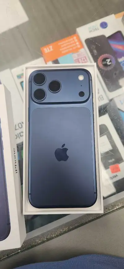 iPhone 17 Pro max 256 GB Blue [USED], View more