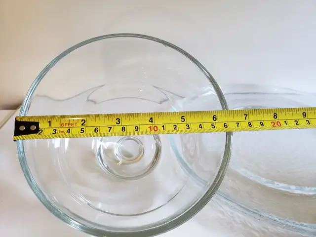 Glass Serving Tray and Cloche in Kitchen & Dining Wares in Moncton - Image 5