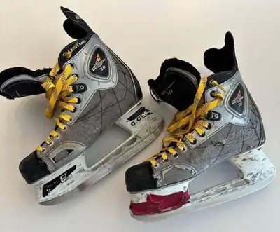CCM Hockey Skates (Senior Size 8.5), View more