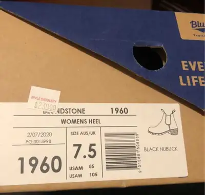 BNIB Blundstones in USW 8.5, View more