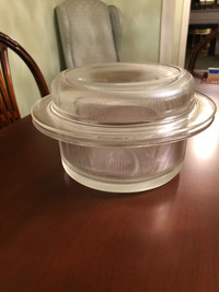 Microwave glass roaster / casserole with lid - used once