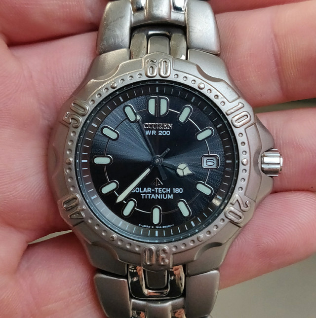 Citizen Solar Tech 180 Titanium Watch Black Dial Eco-Drive 7871 in Jewellery & Watches in Hamilton - Image 2
