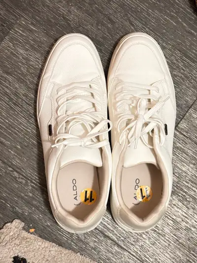 Men Sneakers white on white, View more