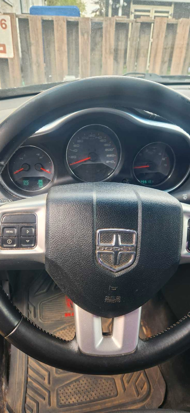 2012 dodge avenger  in Cars & Trucks in Edmonton - Image 4