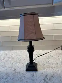 ACCENT TABLE LAMP